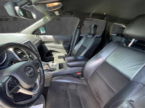 2017 Jeep Grand Cherokee Laredo