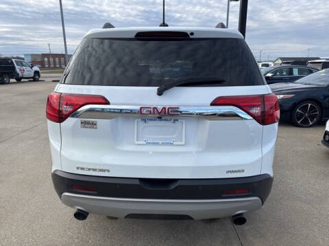2017 GMC Acadia SLT-1
