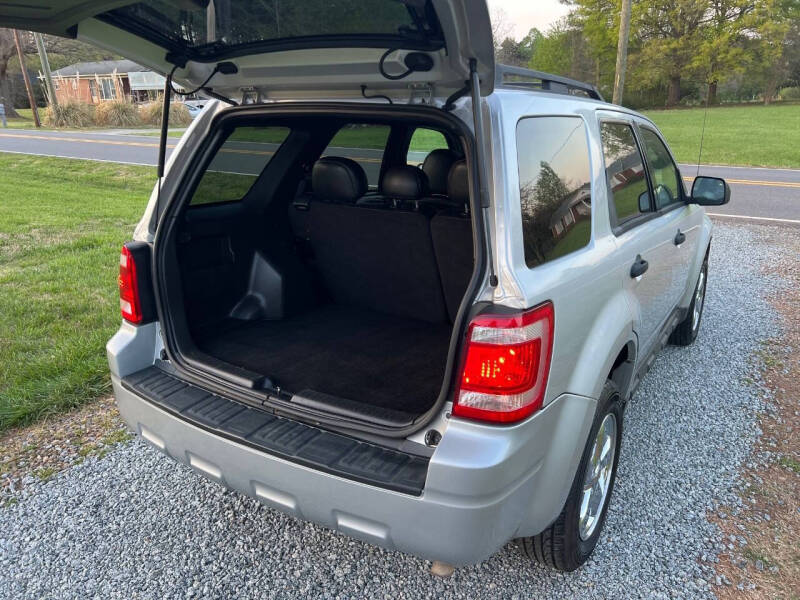 2009 Ford Escape XLT