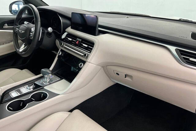 2025 Genesis G70