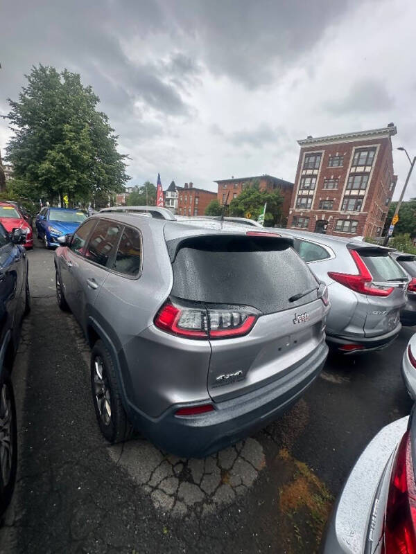 2019 Jeep Cherokee Latitude Plus