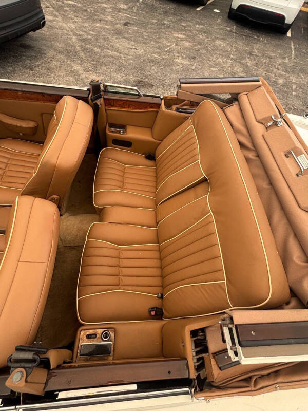 1987 Rolls-Royce Corniche