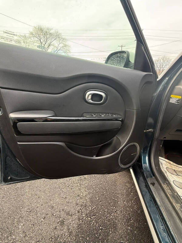 2018 Kia Soul +