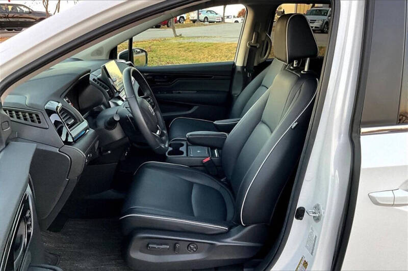 2025 Honda Odyssey Touring