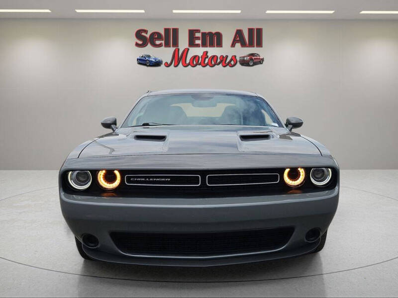 2023 Dodge Challenger SXT