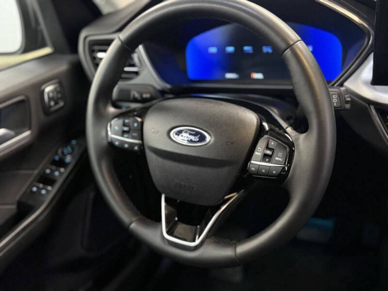 2024 Ford Escape Platinum