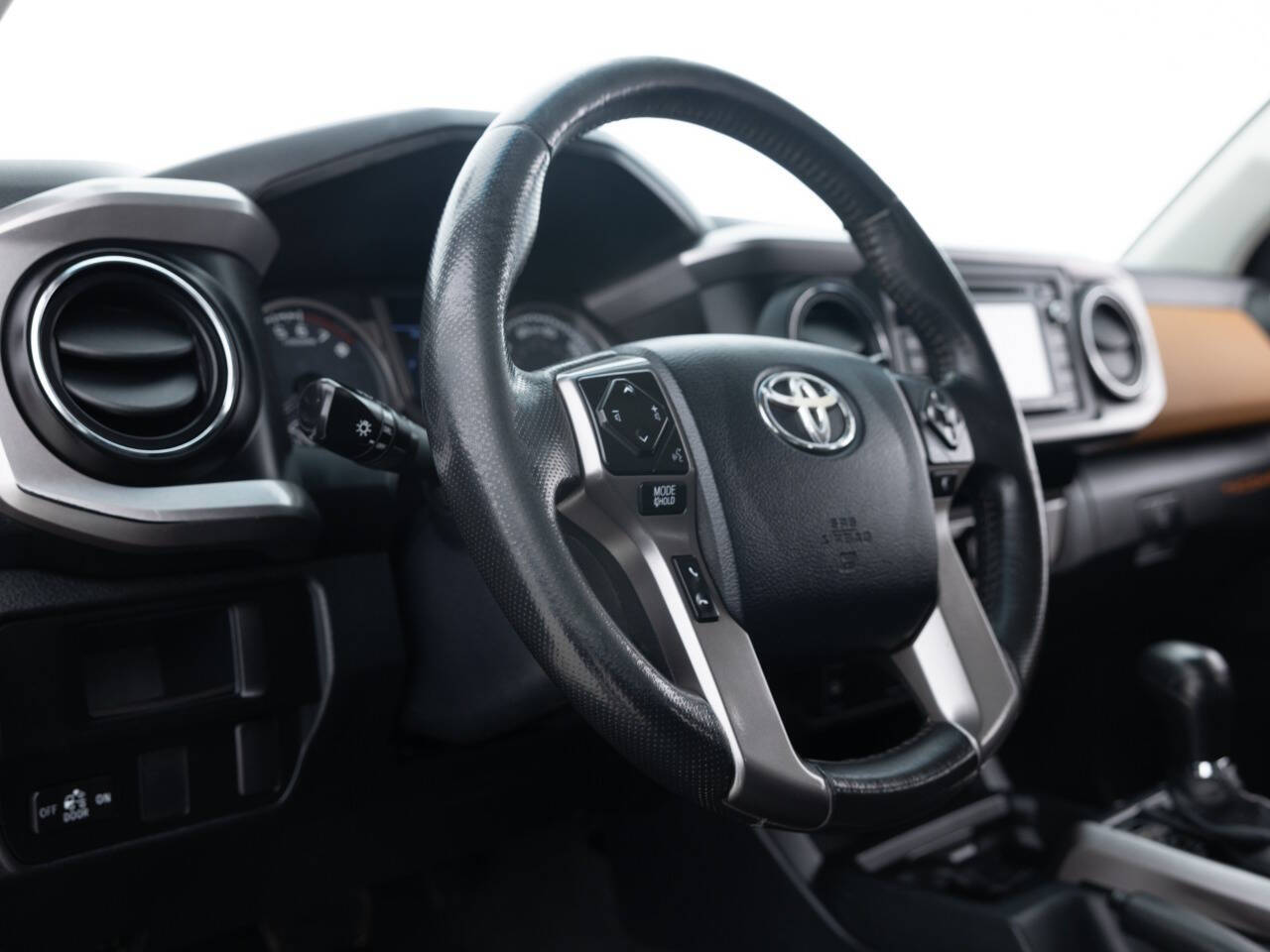 Used Car 2016 Toyota Tacoma  Sr5 V6 4x2 4dr Double Cab 5.0 Ft Sb For Sale Under $20,000 In Coal City, Illinois