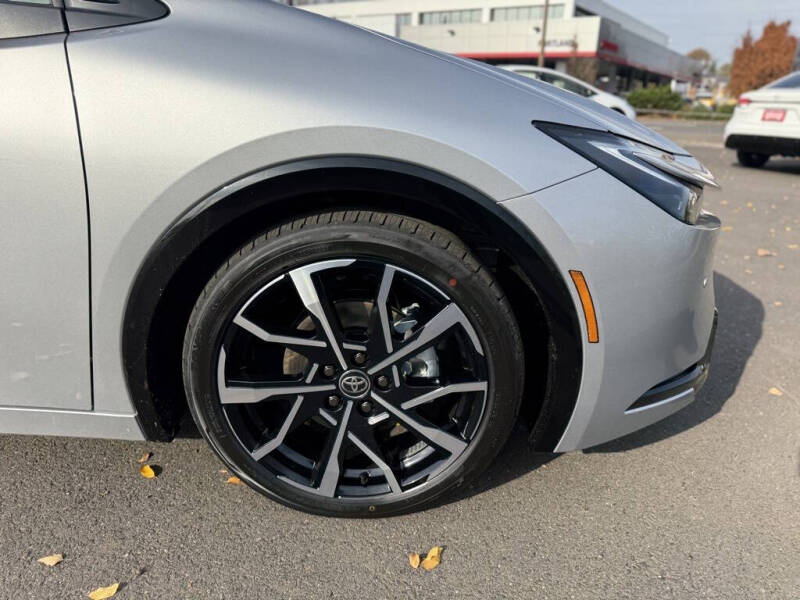 2026 Toyota Prius Plug-in Hybrid XSE