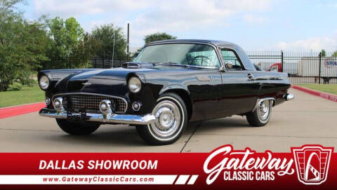 1956 Ford Thunderbird