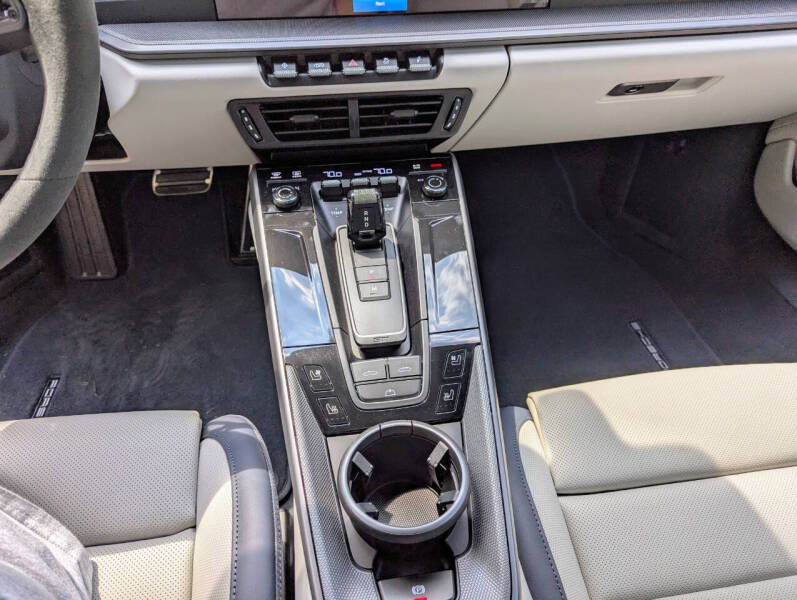 2025 Porsche 911 Carrera S