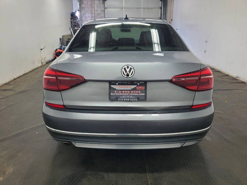 2018 Volkswagen Passat 2.0T R-Line