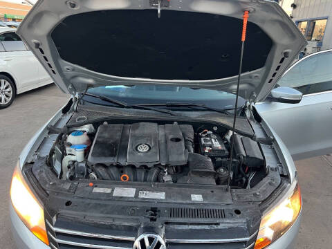 2013 Volkswagen Passat SE PZEV