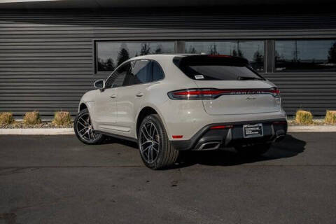 2022 Porsche Macan