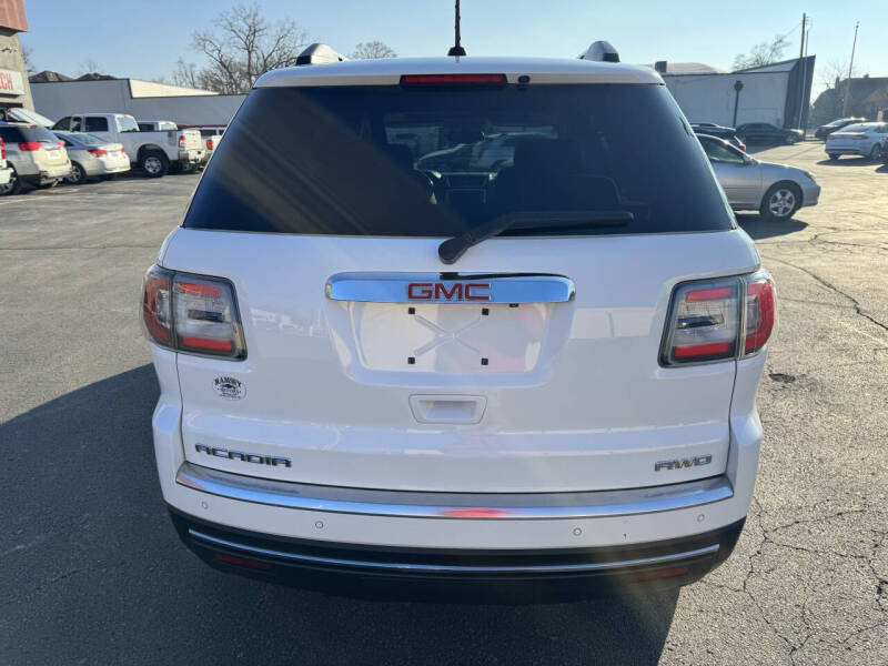 2016 GMC Acadia SLE-2