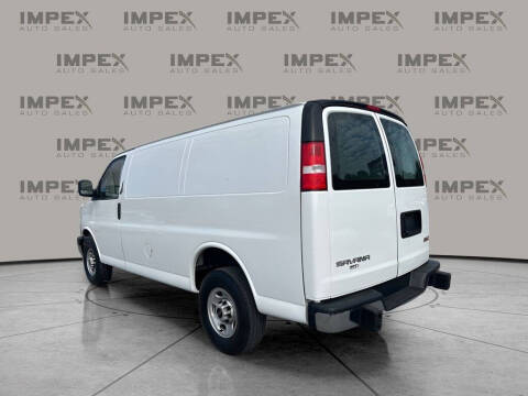 2023 GMC Savana 2500