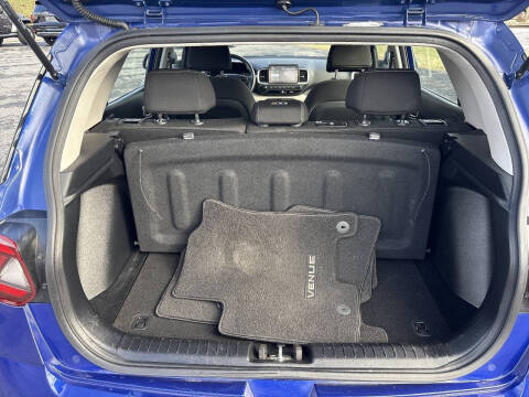 2020 Hyundai Venue SEL