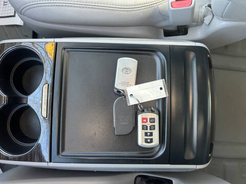 2015 Toyota Sienna XLE 7-Passenger