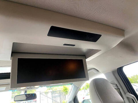 2015 Toyota Sienna XLE Premium 8-Passenger