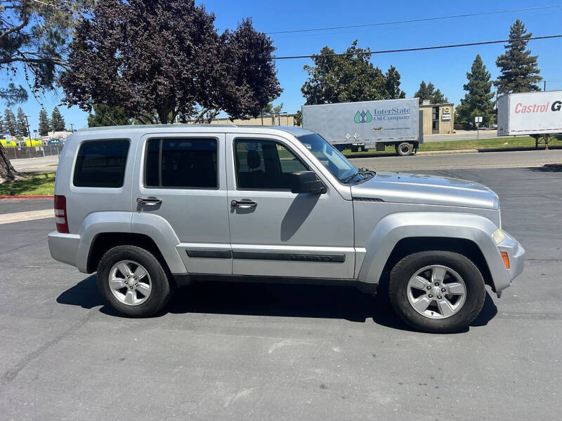 2011 Jeep Liberty Sport