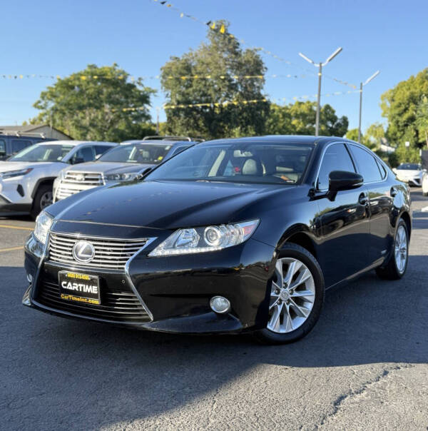 2013 Lexus ES 300h