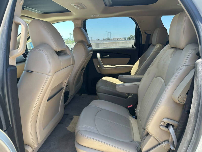 2011 GMC Acadia SLT-1