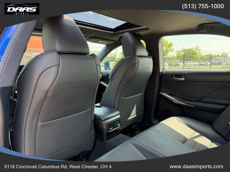 2016 Lexus IS 300