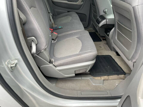 2009 Chevrolet Traverse LS