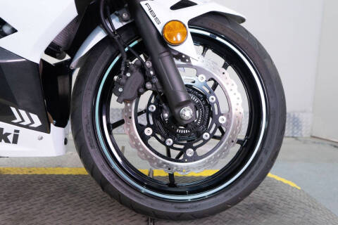 2023 Kawasaki Ninja 400 ABS