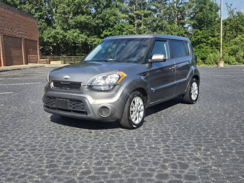 2013 Kia Soul +