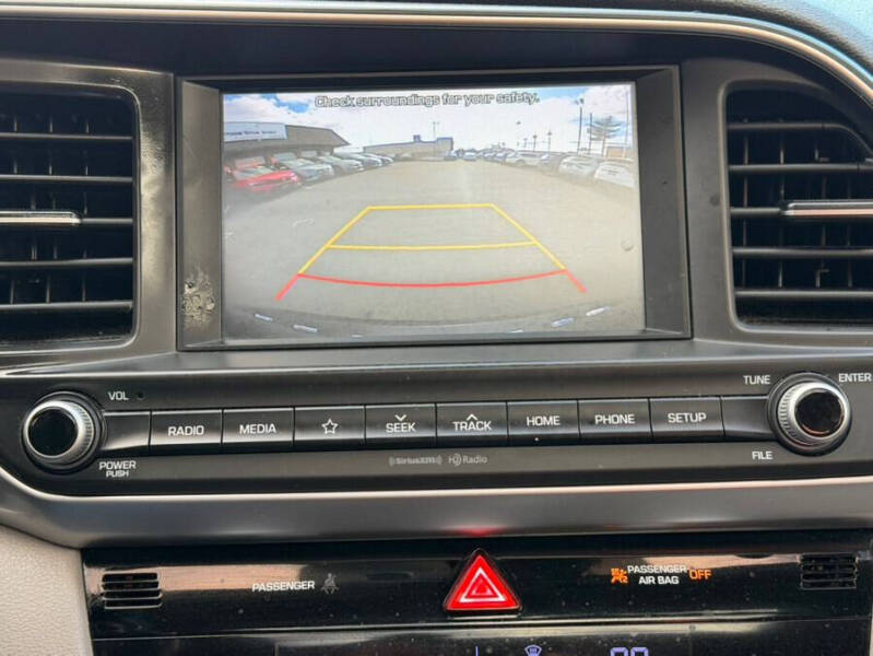 2019 Hyundai Elantra