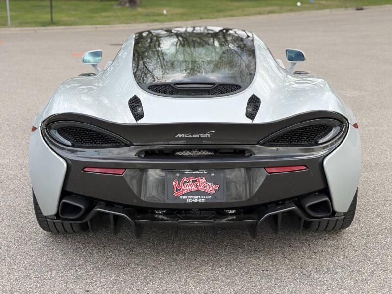 2017 McLaren 570GT