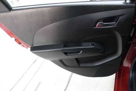 2016 Chevrolet Sonic LT Auto