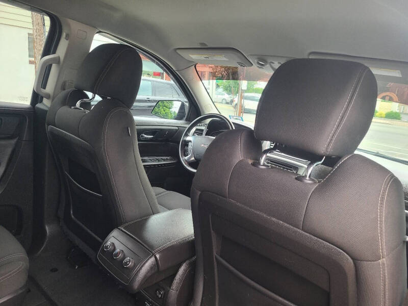 2016 GMC Acadia SLE-2
