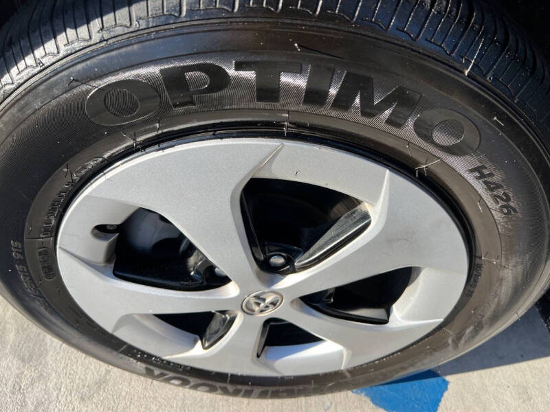 2012 Toyota Prius Three