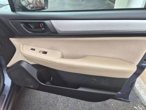 2017 Subaru Outback 2.5i