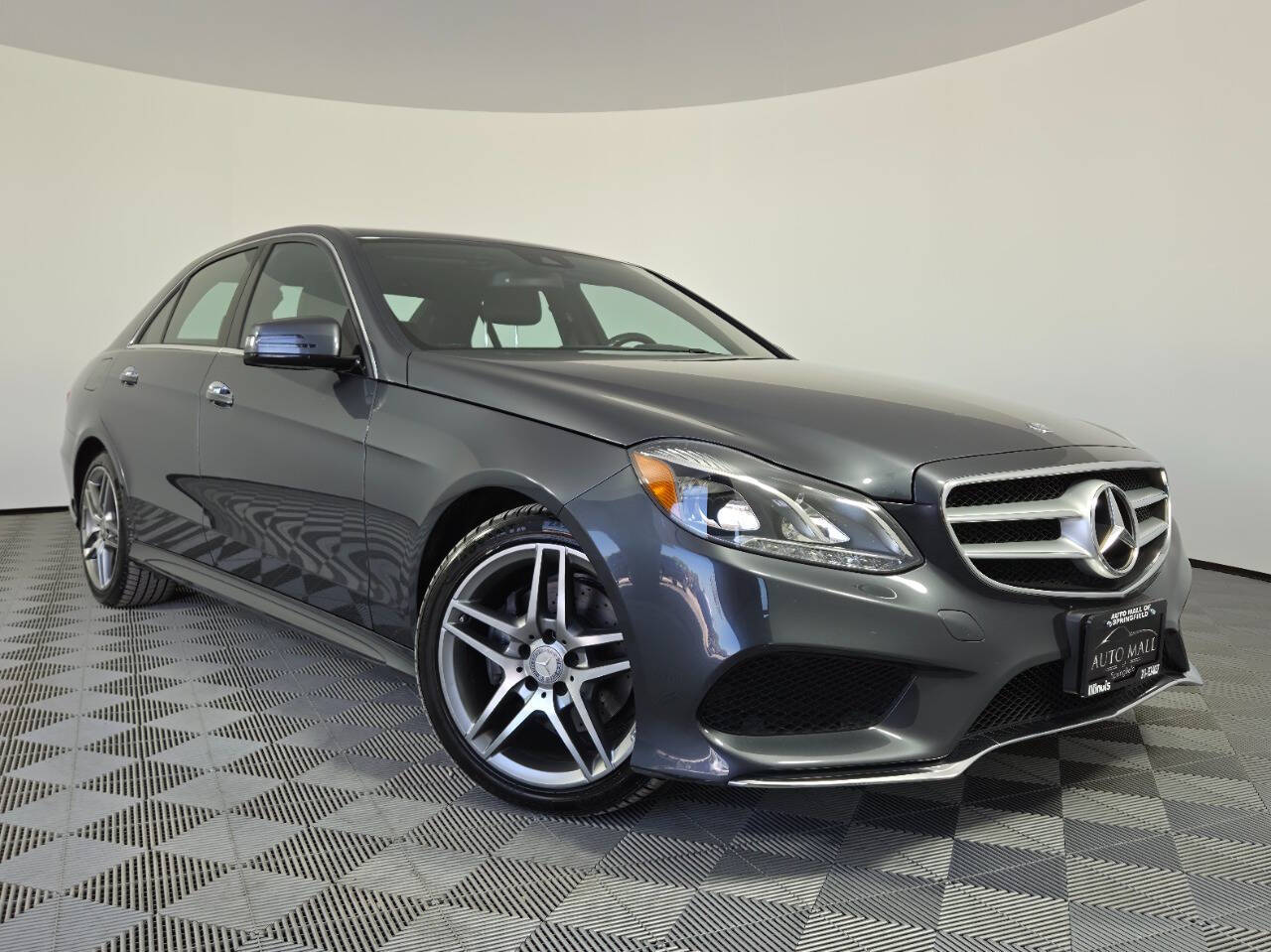 Gray 2016 Mercedes-Benz E-Class E 350 4MATIC AWD E 350 4MATIC 4dr Sedan 1