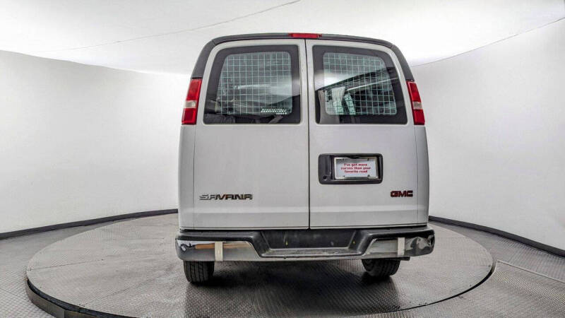 2017 GMC Savana 2500