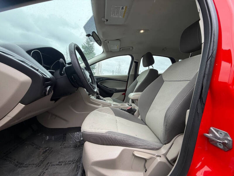 2012 Ford Focus SE