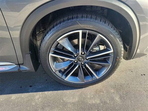 2025 Infiniti QX55 Essential