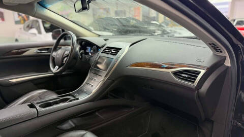 2014 Lincoln MKZ Hybrid