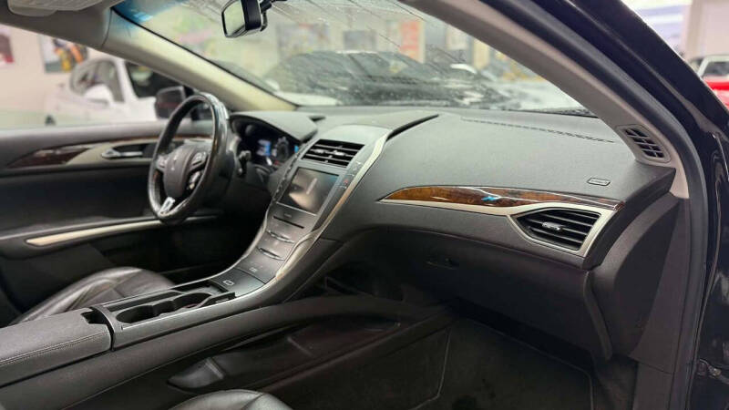 2014 Lincoln MKZ Hybrid