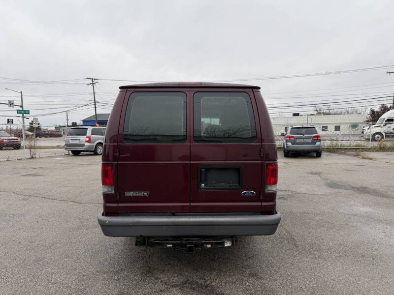 2006 Ford E-Series E-250