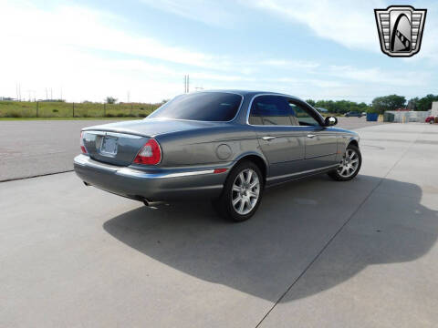 2004 Jaguar XJ-Series Vanden Plas
