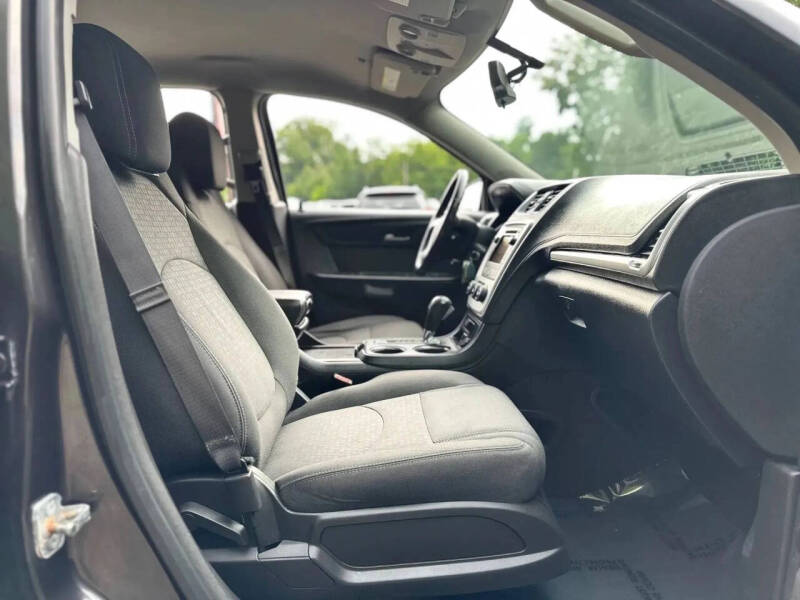 2016 GMC Acadia SLE-1