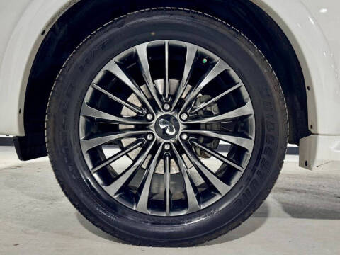 2021 Infiniti QX80 Premium Select