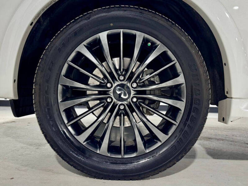 2021 Infiniti QX80 Premium Select