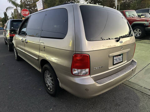 2002 Kia Sedona EX