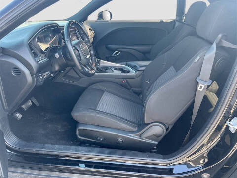 2022 Dodge Challenger SXT