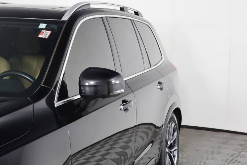 2018 Volvo XC90 T6 Momentum