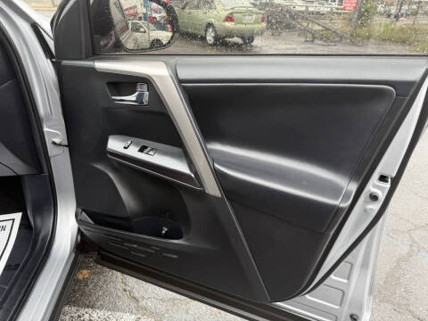 2018 Toyota RAV4 Hybrid XLE